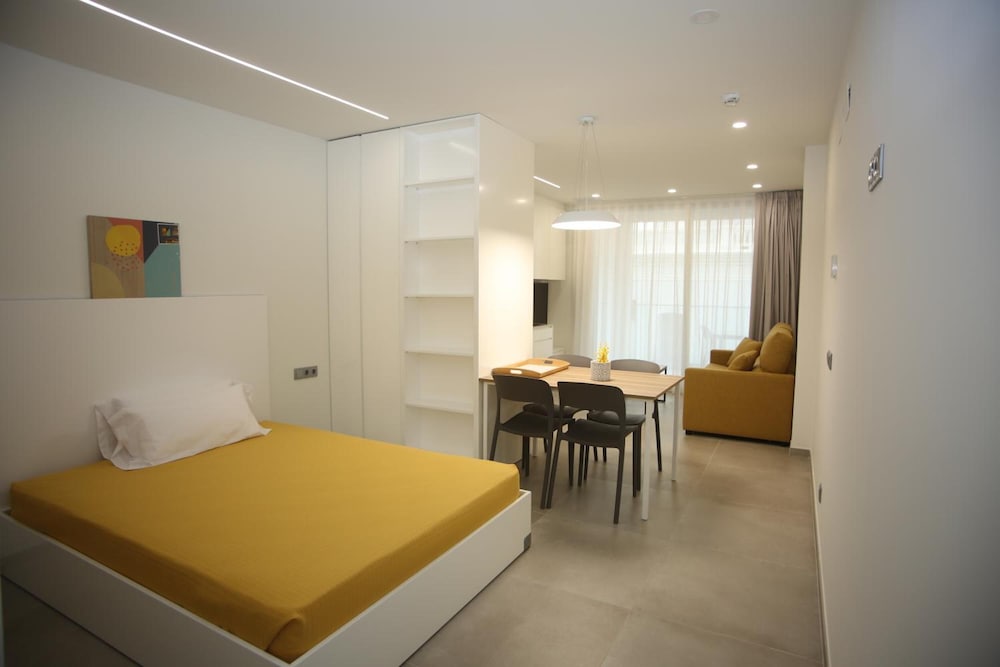 Фото Iberflat Apartamentos los Pinos