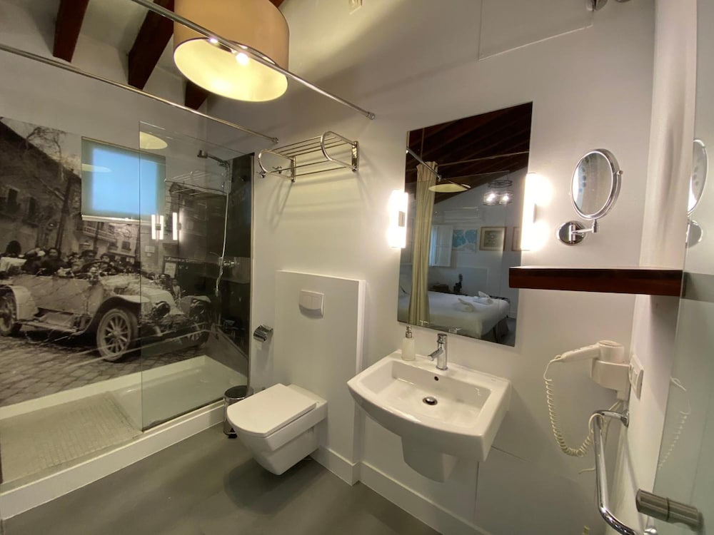 Фото Antiguo Brondo Selfcheck-in Smart Rooms