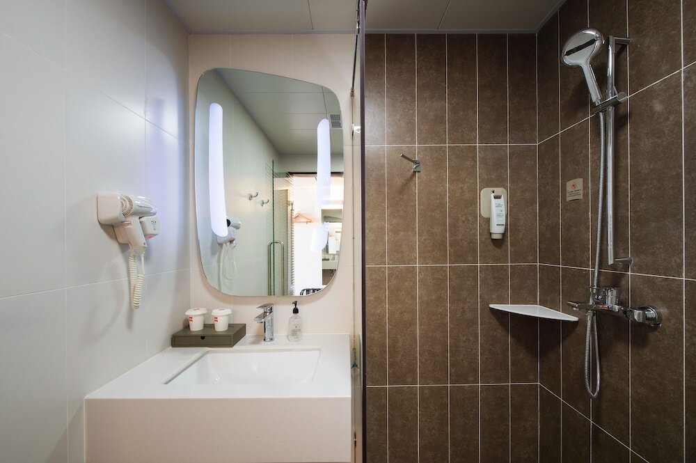 Фото Ibis Harbin Central Street Hotel