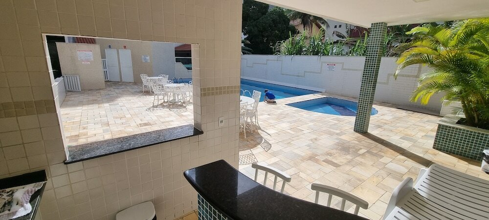 Фото Apartamento com piscina perto do mar de Ubatuba, aceitamos crianças