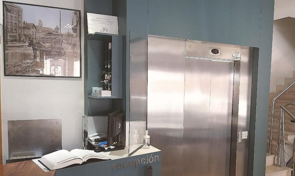 Фото Hostal Cuéntame Evolución Auto check in