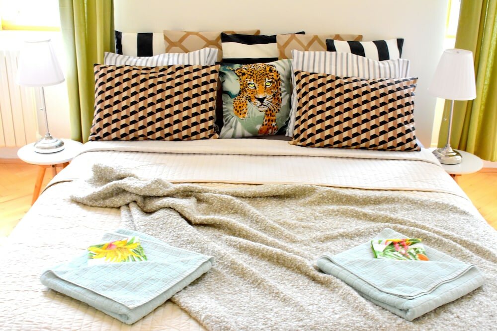 Фото Designer Flat in City Center with Sauna