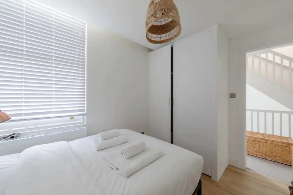 Фото Bright & Beautiful 1bd Flat - Hackney Central