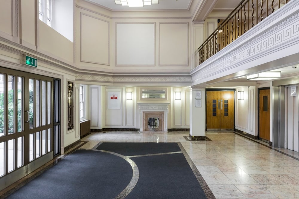 Фото Smart 2 Bed Apartment near Oxford Street & Hyde Park