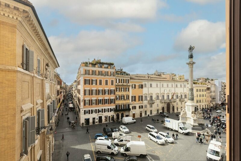 Гостиница Spagna Art & Suites - Domus Collection в Риме