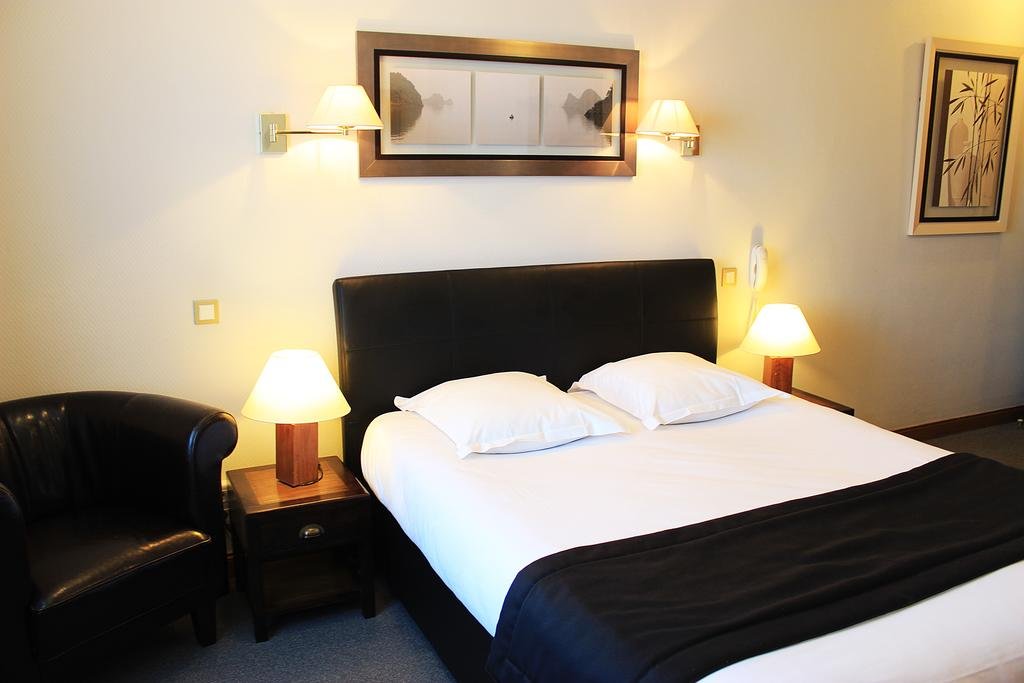 Фото Hôtel Porte Mars Reims Gare Centre