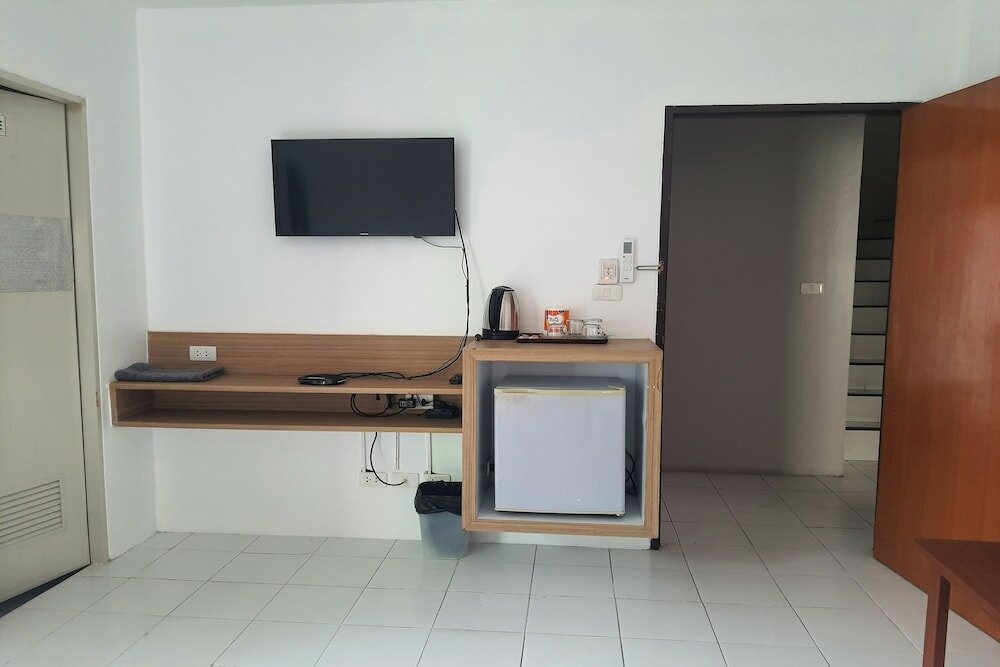 Фото Patong Bay Inn