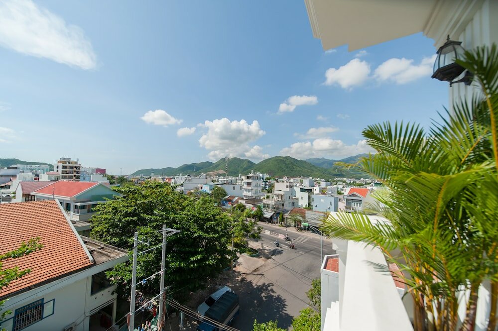 Фото Uy Dương Hotel & Apartment - Nha Trang