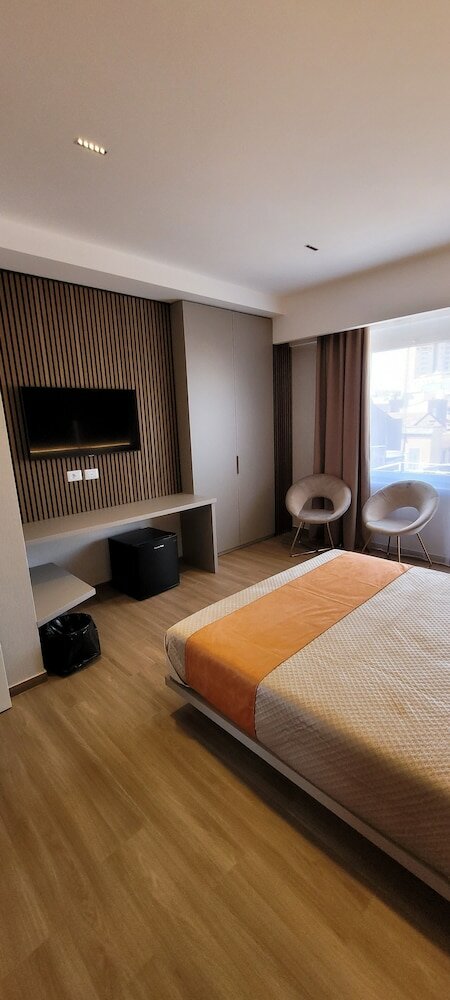 Фото Th Luxury Central