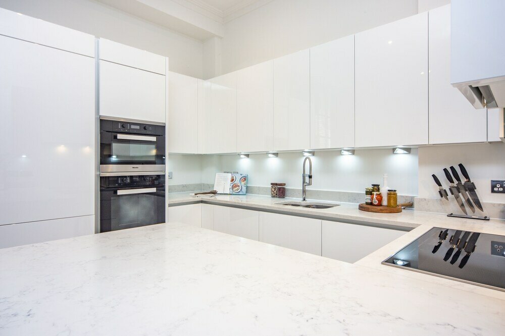 Фото Palace Wharf Apartments