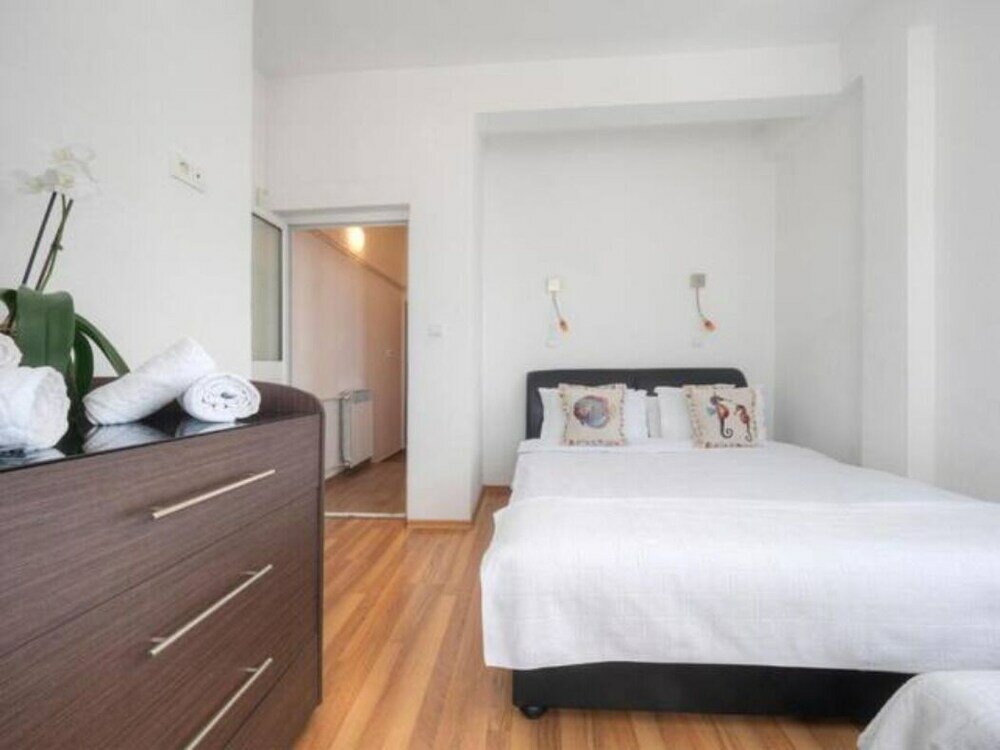 Фото Mediterranean Guest House Balkan