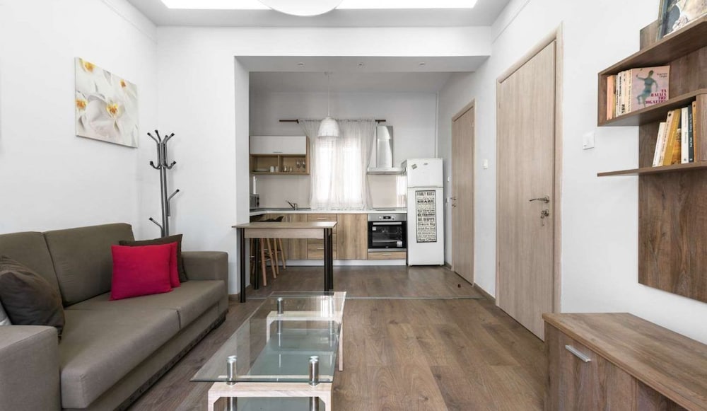 Фото 93 Nilie Hospitality Mgmt