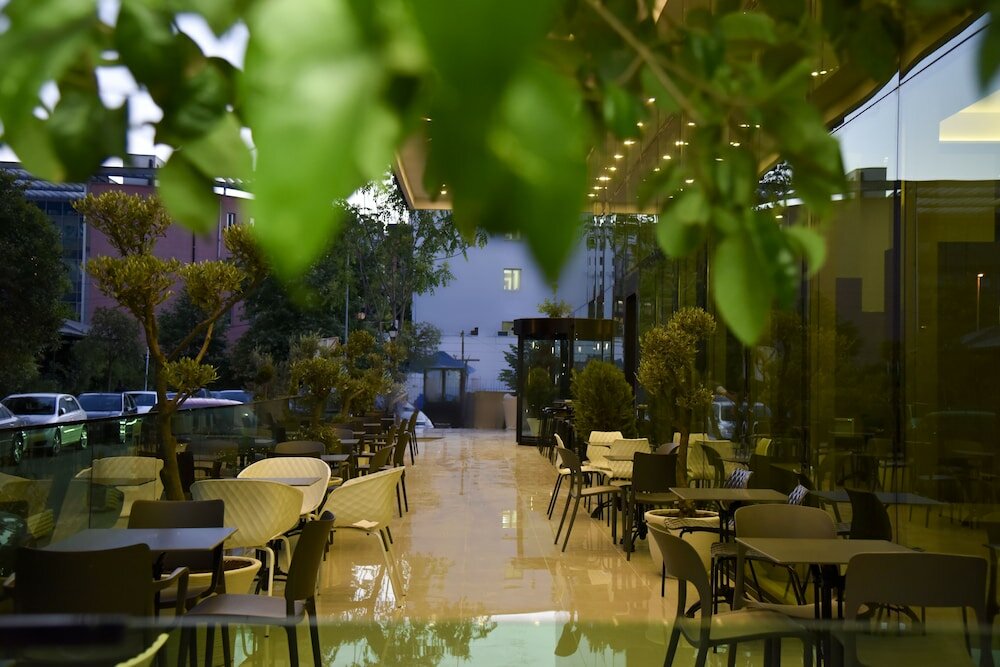 Фото Vh Eurostar Tirana Hotel Congress & Venere SPA