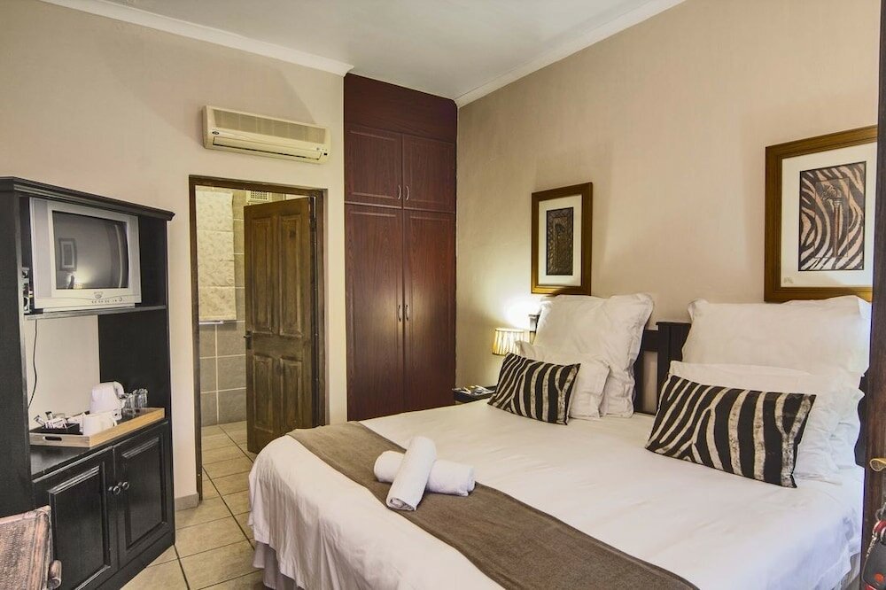 Фото Afri-Lala Bed & Breakfast