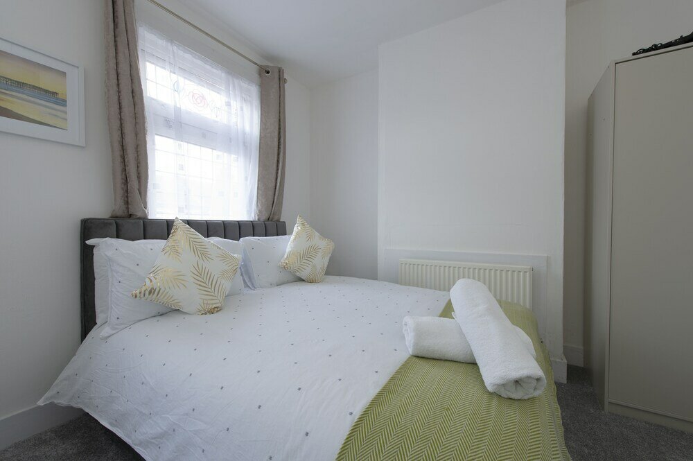 Фото Fortified Three Bedroom Home