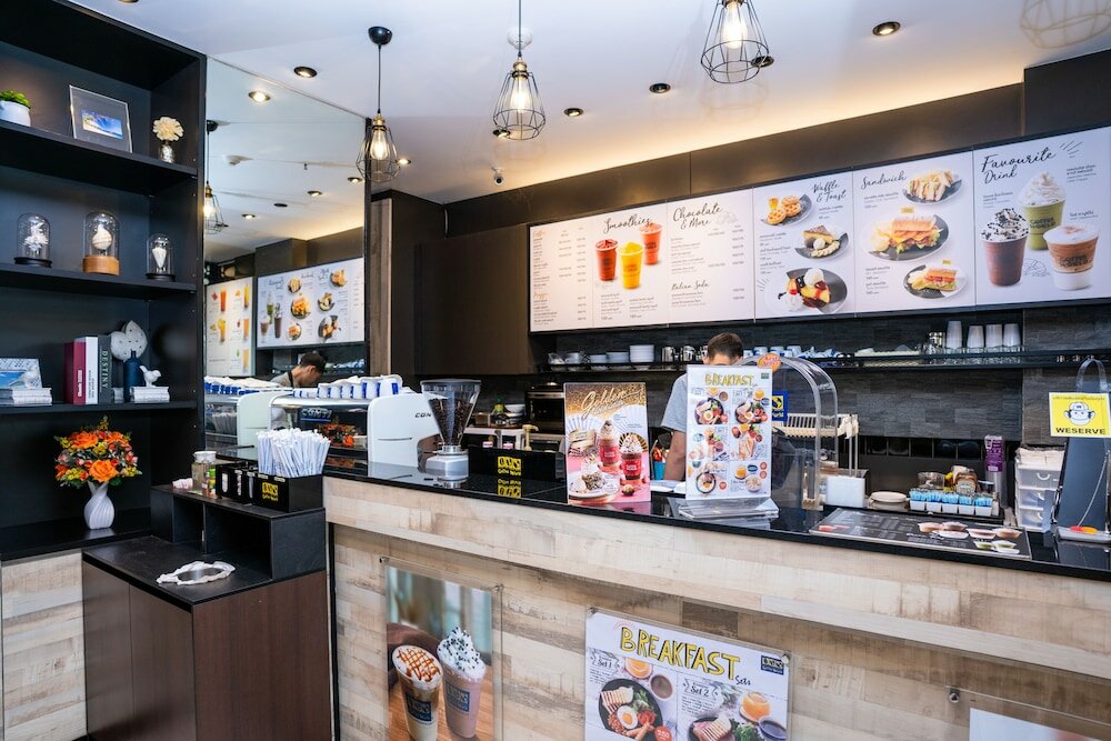 Фото Hotel DSure Patong