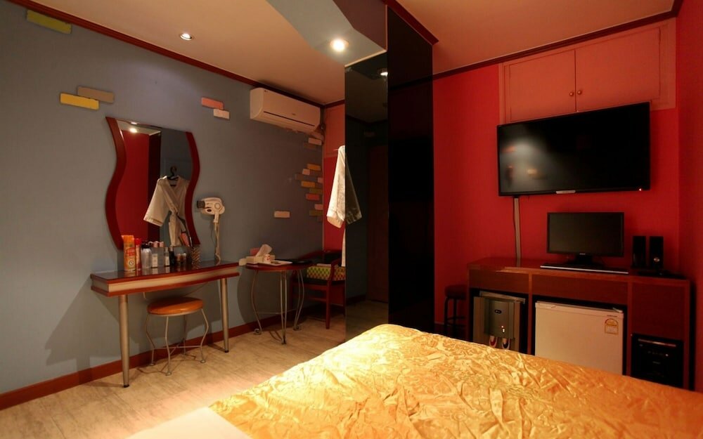 Фото Sungshin University Station Galaxy2