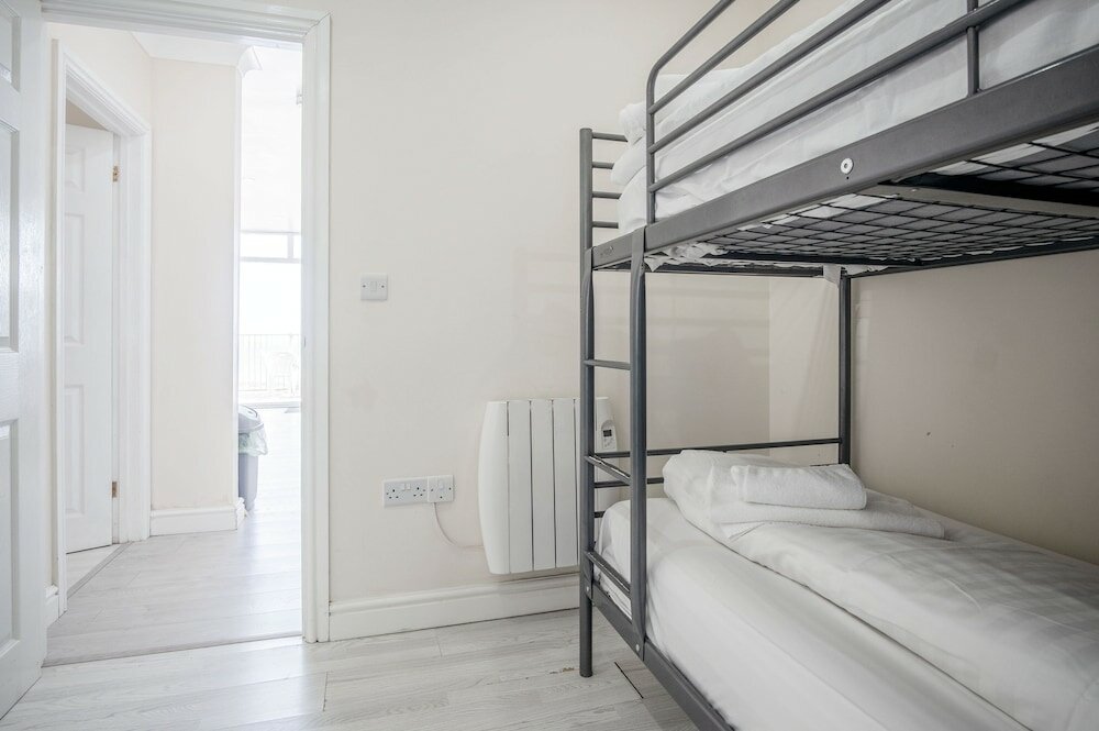 Фото Dunes End - 2 Bedroom Apartment - Pendine