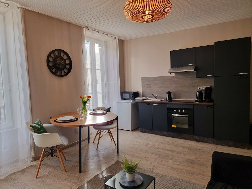 Фото Jk Suites - Appart-Hôtel - SPA Privatif