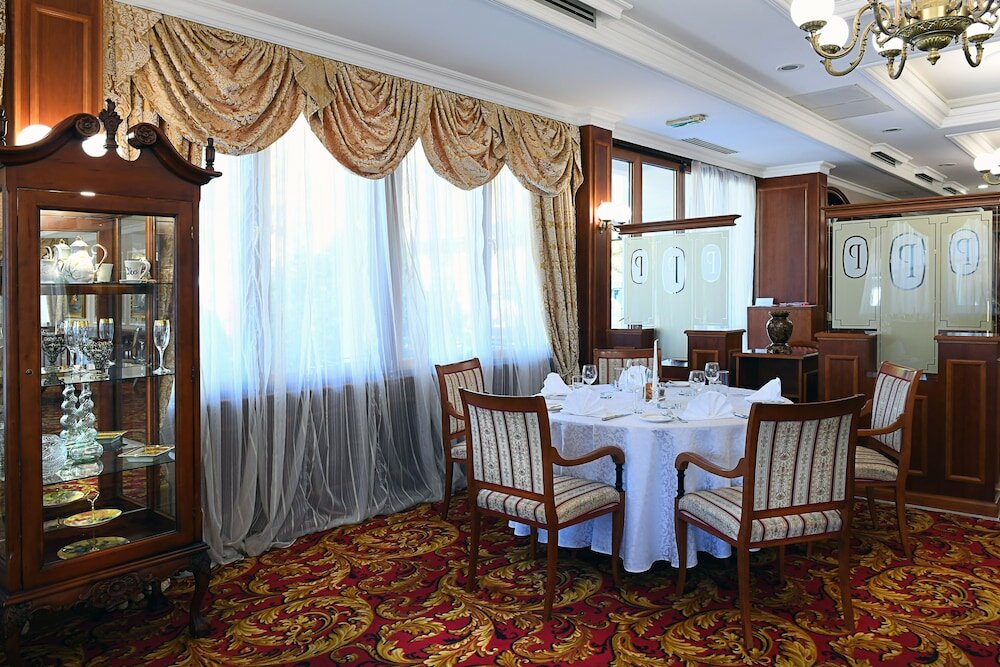 Фото Hotel Kovilovo