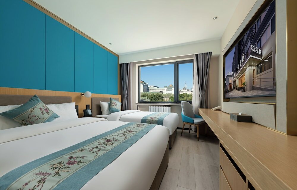 Фото East Sacred Hotel-near Beijing Tiananmen Square, the Forbidden City, Wangfujing Subway Station