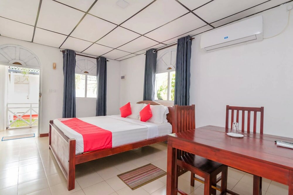 Фото Oyo 385 Sanri Villa Negombo