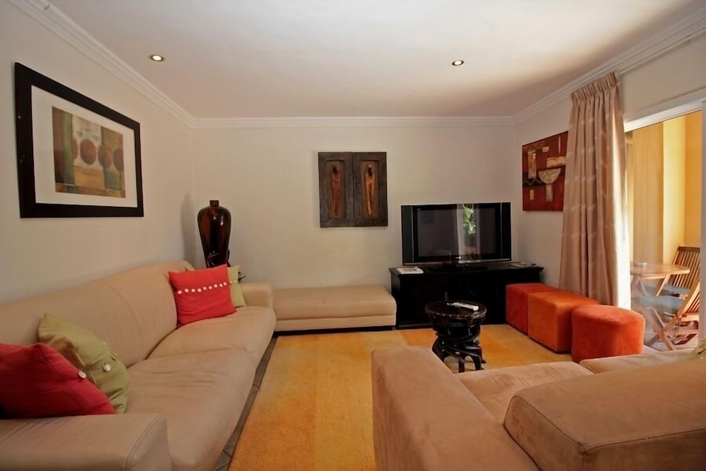 Фото Kwantu Guesthouses