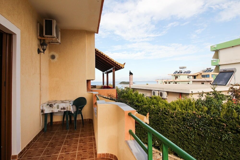 Фото Apartments Dine