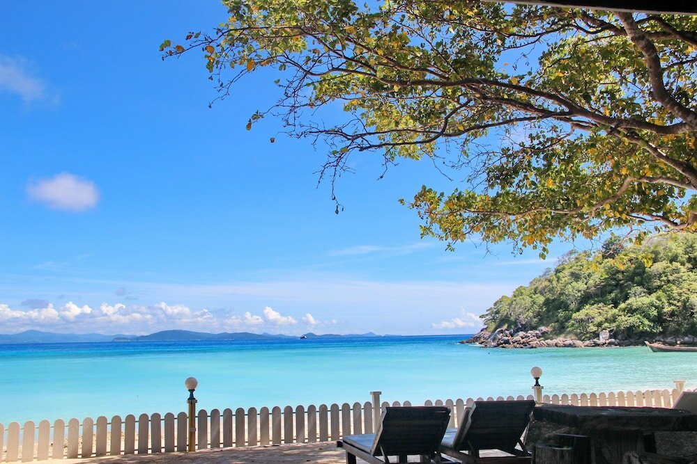 Фото Racha Island Resort by Rayaburi Group