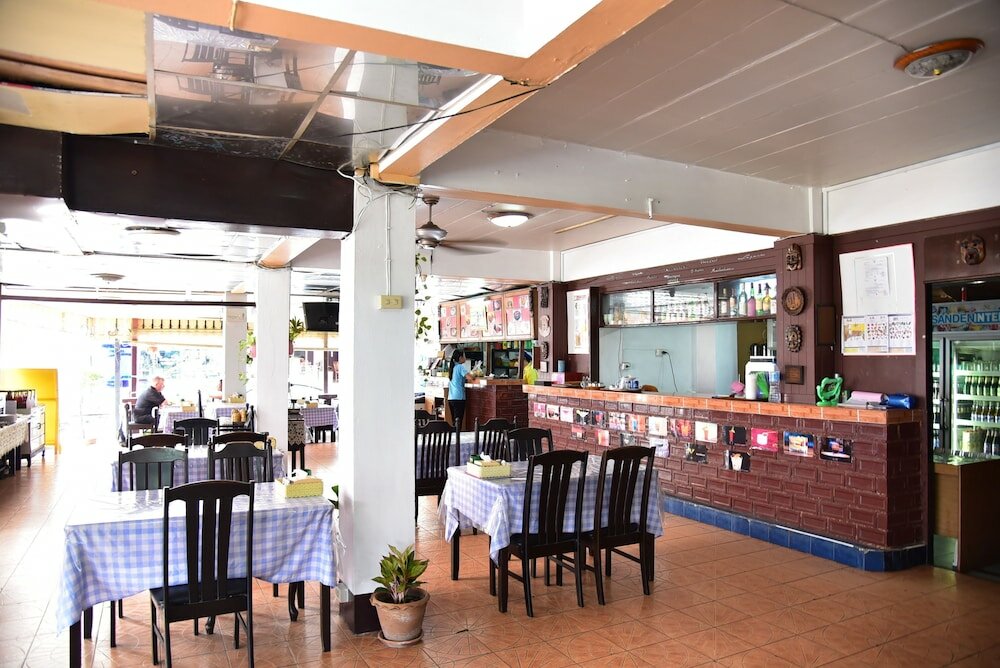 Фото Dragon Boutique Apartment