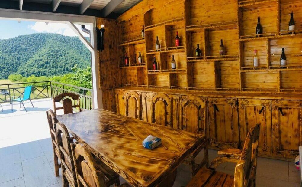 Фото Cottage Chalet and Tours