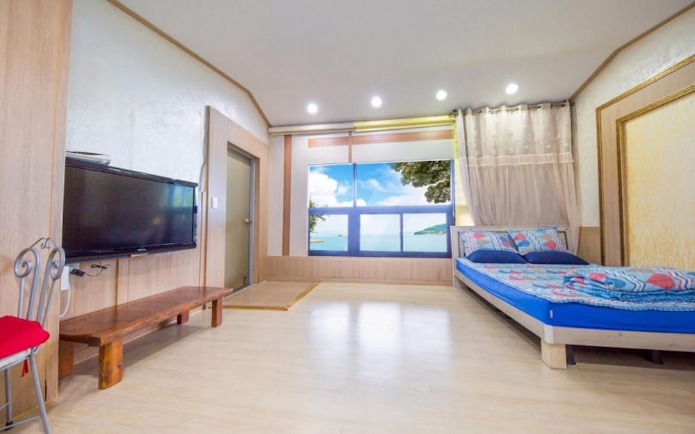 Фото Yeosu Yewon Healing Pension