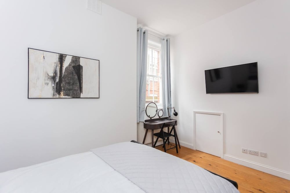 Фото Luxury 3 Bedroom Apartment With Large Garden & gym