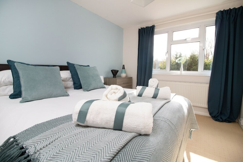 Фото Rivermead Serviced Accommodation