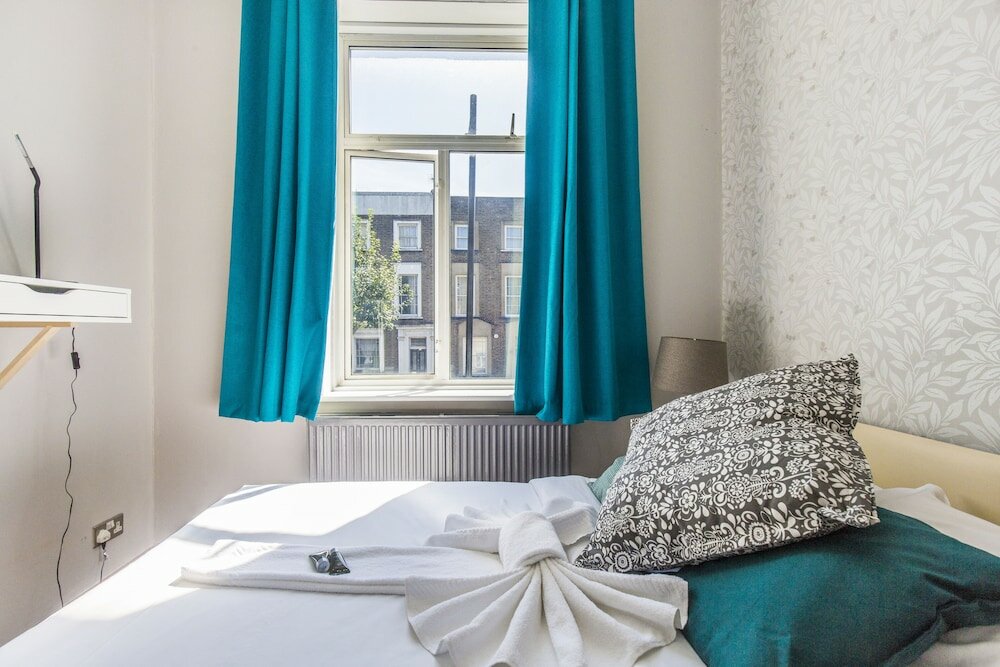 Фото My City Chic St. Pancras Apartment