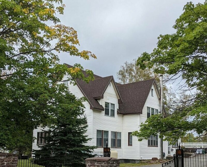 Гостиница Hill Road Manor Bed & Breakfast