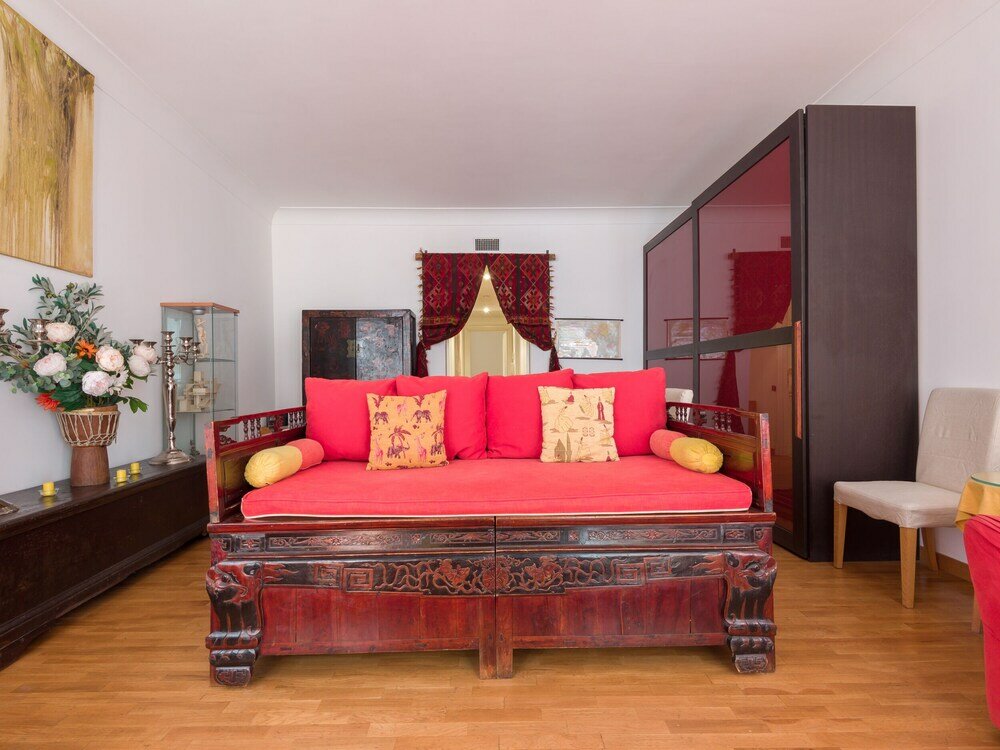 Фото Rsh Ghetto Enchanting Terrace Apartment