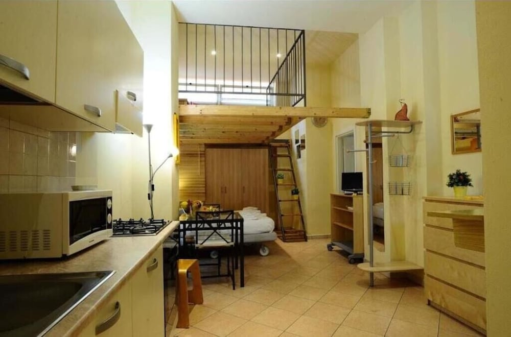 Фото 13 Tourist House Bologna Pratello