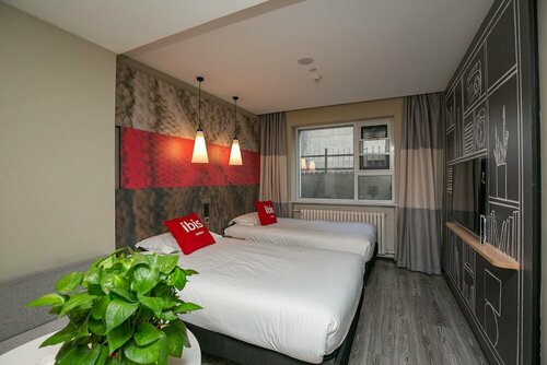 Гостиница Ibis Pingliang Kongtong West road Hotel в Пинляне