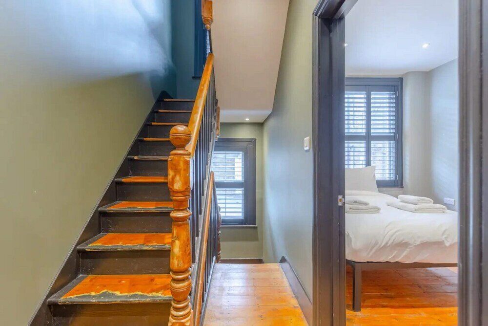 Фото Inviting 4bd With Private Patio - Bethnal Green
