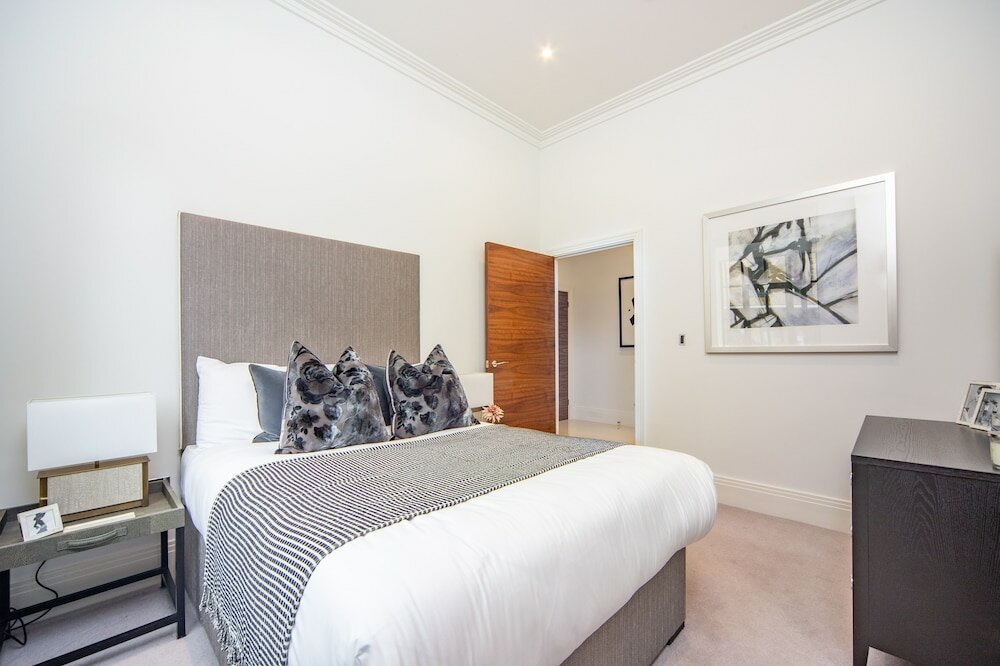 Фото Palace Wharf Apartments