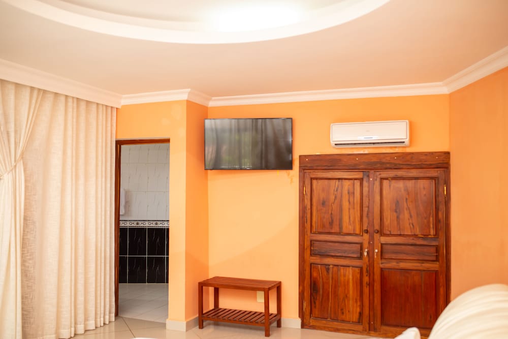 Фото Victory Hotel & Restaurant Tulear