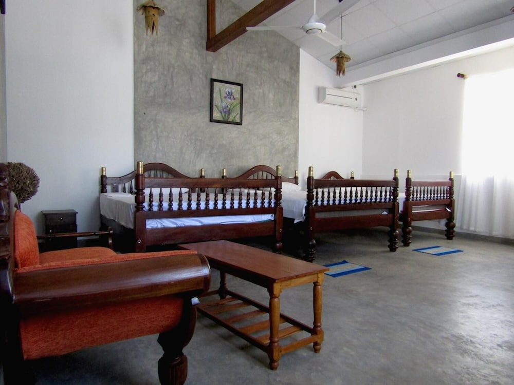 Фото Amadeo Beach Resort