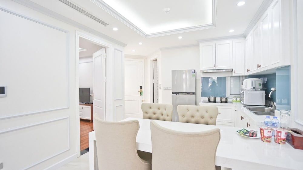 Фото Paradise Home Nguyen Du