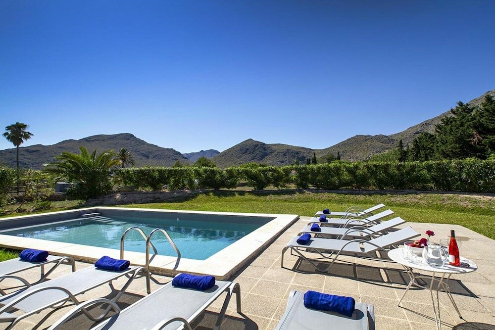 Фото Villa - 4 Bedrooms with Pool and WiFi - 108746