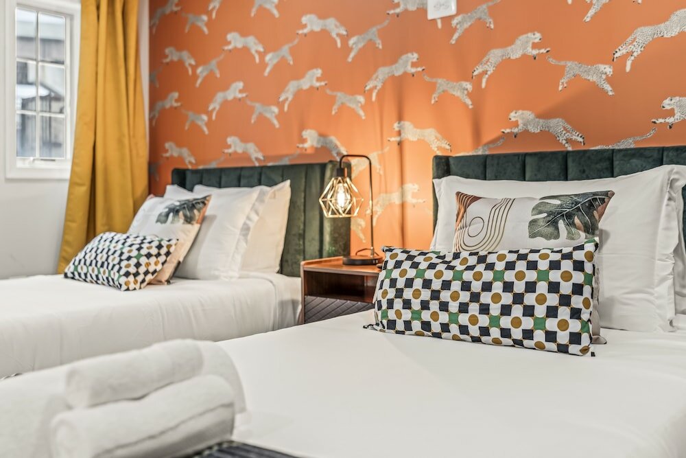 Фото Charming Historic Gem Heart of Philly 2b