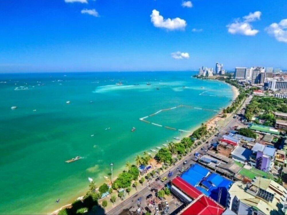 Short-term housing rental The Base Pattaya, Pattaya, photo