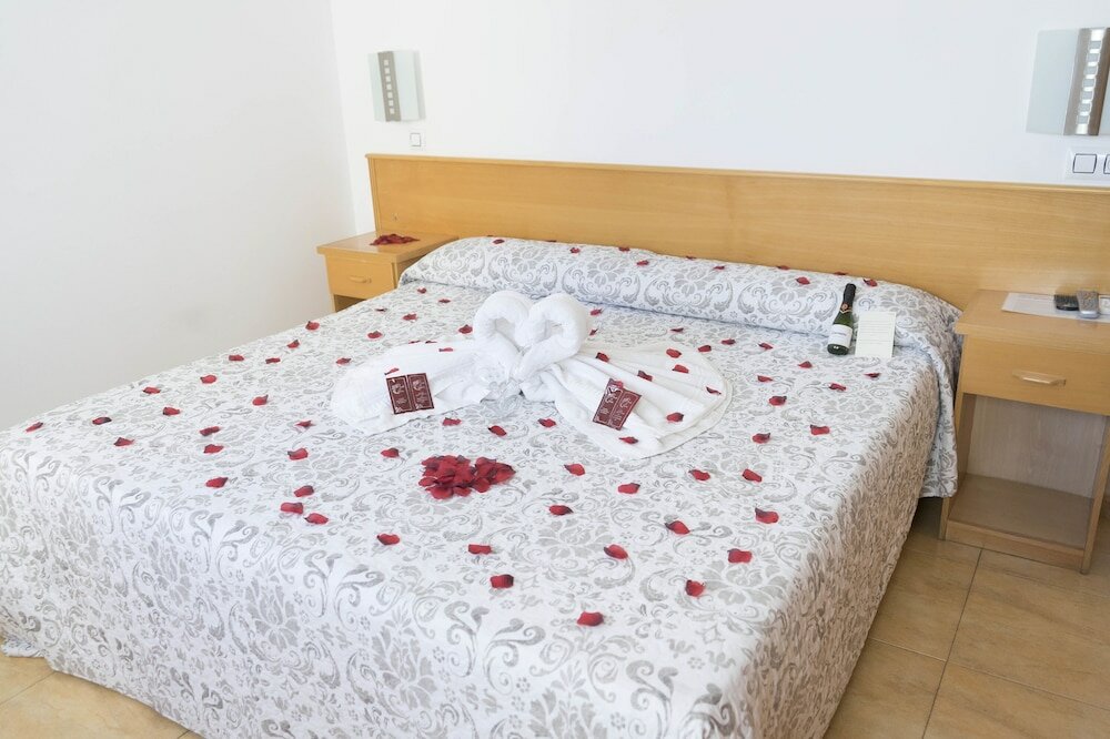 Фото Hostal Goyesco Plaza