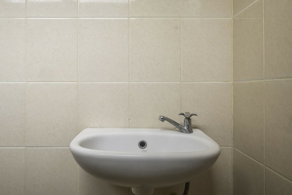 Фото Super Oyo 2346 Hotel Padjadjaran 1