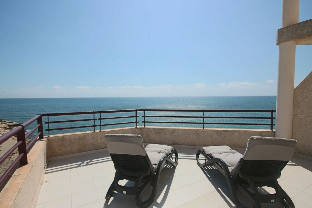 Фото New 2019 Exclusive Frontline Duplex Penthouse